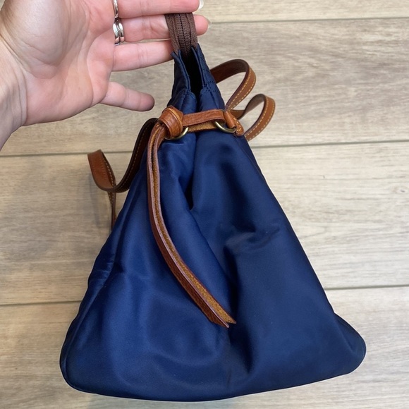 Dooney & Bourke Nylon Zipper‎ Tote - Picture 7 of 16